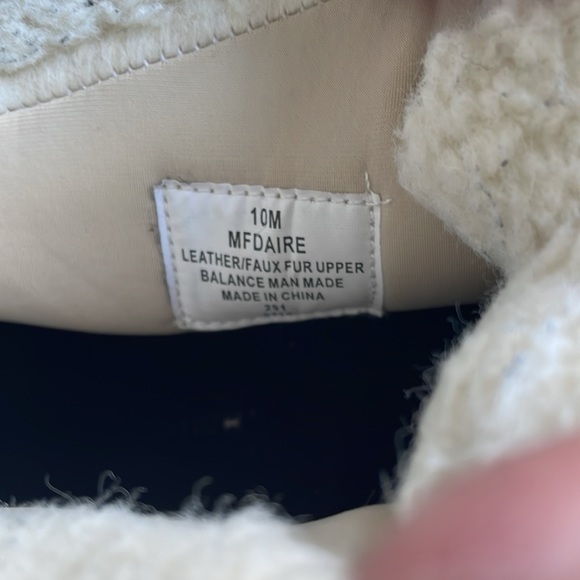 MARC FISHER BLACK DAIRE ANKLE BOOTIE / SNEAKERS size 10 - Picture 11 of 13